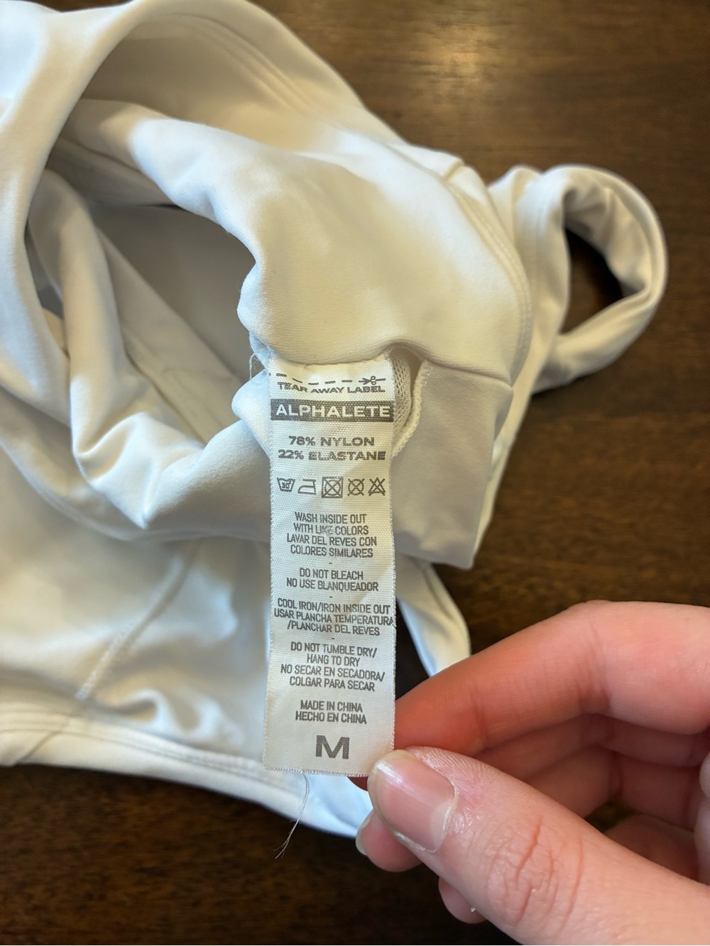 Alphalete Sports Bra Top Women’s Medium White Cut Out High Neck - Picture 3 of 3